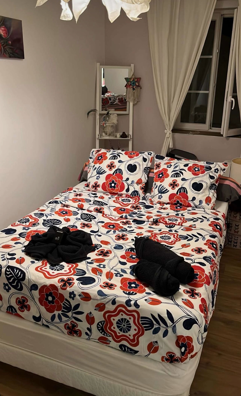 Chambre courte durée prête à accueillir à Lyon, ST Nettoyage